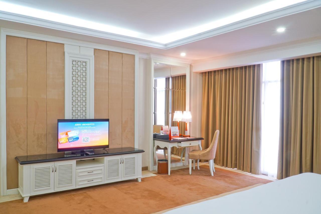 Swiss-Belhotel Lampung Bandar Lampung Exterior photo